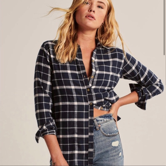 Women’s Abercrombie & Fitch Boyfriend Flannel ~ Blue/Whote Plaid ~ Size Women's - Picture 1 of 9